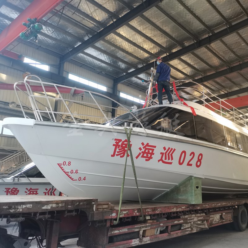廠家供應(yīng)玻璃鋼客船，巡邏艇，交通艇，公務(wù)接待艇，觀光艇，游艇